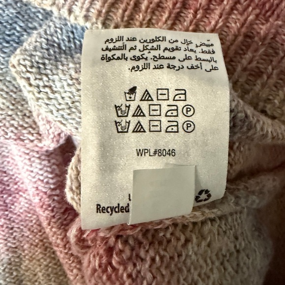 INC International Concepts Multicolor V-Neck Sweater with Embellishments. - Picture 6 of 6